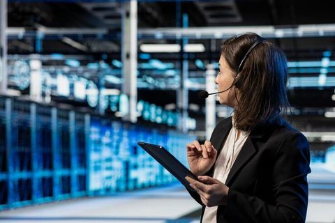 Cloud Call Center System Infrastructure Guide to Network Design, Security, and Integration