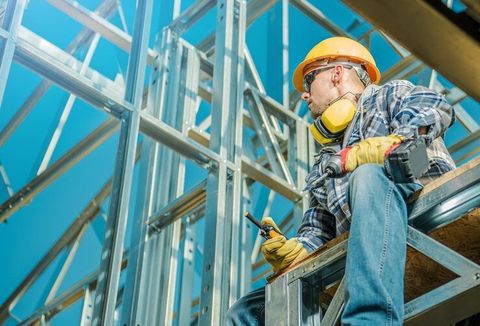 Structural Steel Contractors Knowledge of Materials, Connections, and Safety Practices